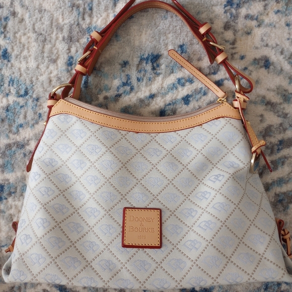 Dooney and Bourke purse and wallet. - Picture 2 of 6